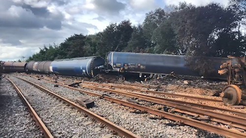 Image showing train derailment